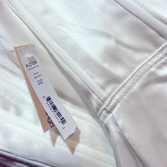 NWT Aqua x Maeve Bustier Feather Trim Dress Bloomingdale’s Bridal Size S… - Picture 8 of 8